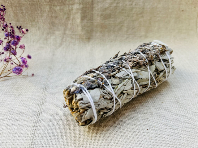 Weißer Salbei & Lavendel Räucherbündel